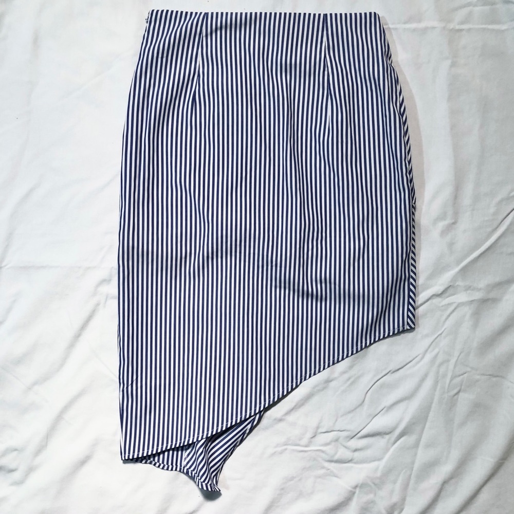 JOA WRAP FRONT HIGH LOW MINI SKIRT IN FINE STRIPE - Picture 7 of 9